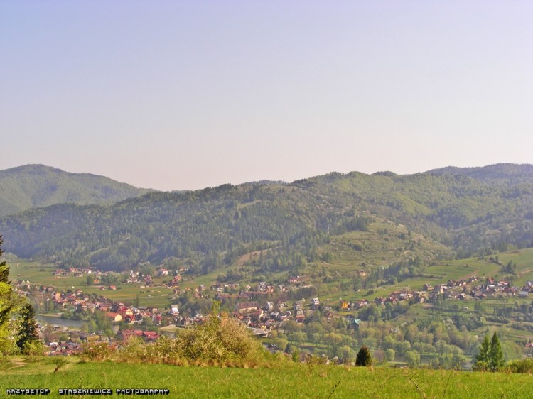 Widok ze Szlaku prowadzącego z Krościenka na Trzy Korony