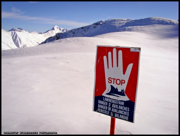 Znak, przy którym w pierwszy dzień dość długo się zastanawiałem, czy by jednak nie wybrać innej trasy narciarskiej.