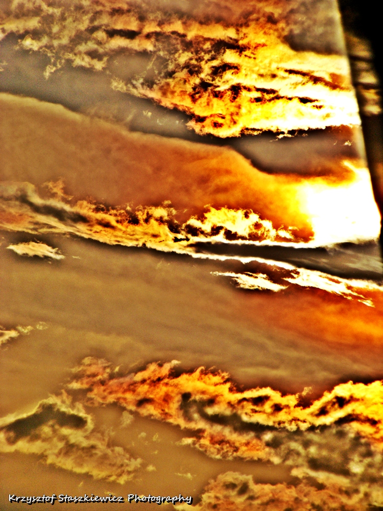 Płonące niebo, czyli słońce zmierzające ku zachodowi