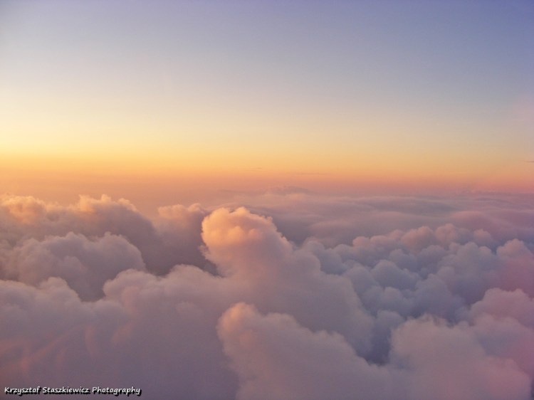 Takie oto śliczne widoki zaserwowała nam pogoda po wylocie z Neapolu.